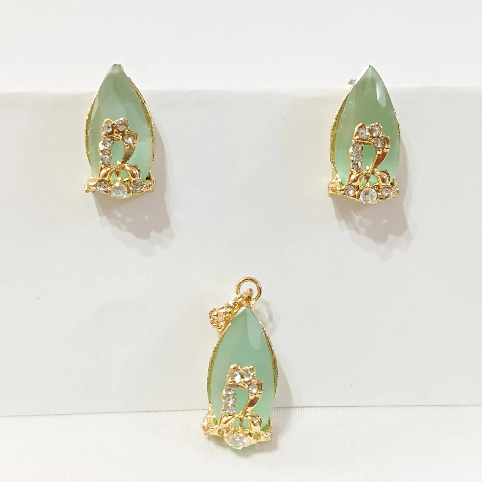 Emerald Teardrop Set – Pendant & Earrings - artificial jewelry by Saify Jewelry