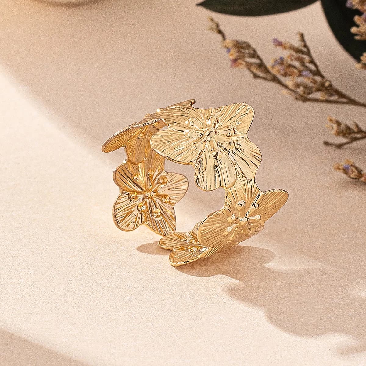 Designer Inspired Ring (T725) - Rings