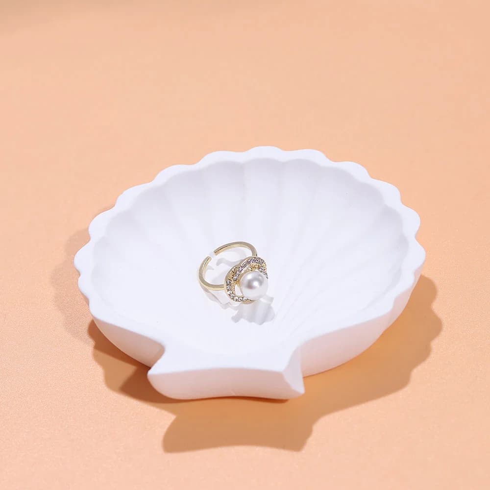 Pearl Solitaire RIng - Rings