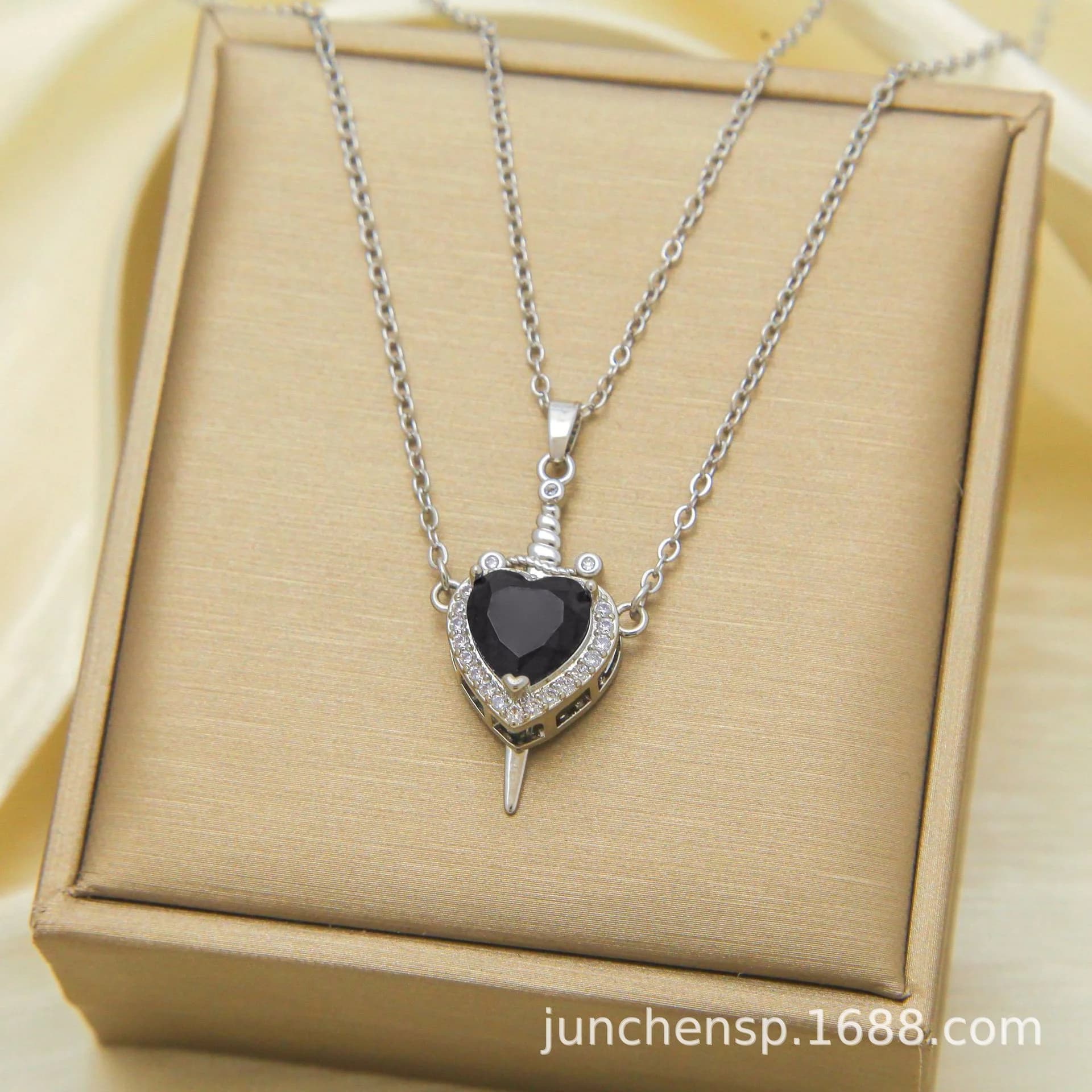 Zircon Waterproof Chain Pendant - Necklaces